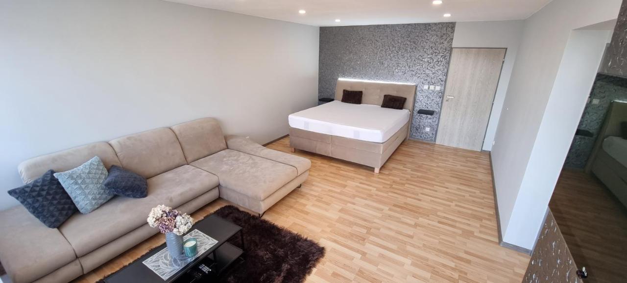 Apartman Viktorie 미쿨로프 외부 사진